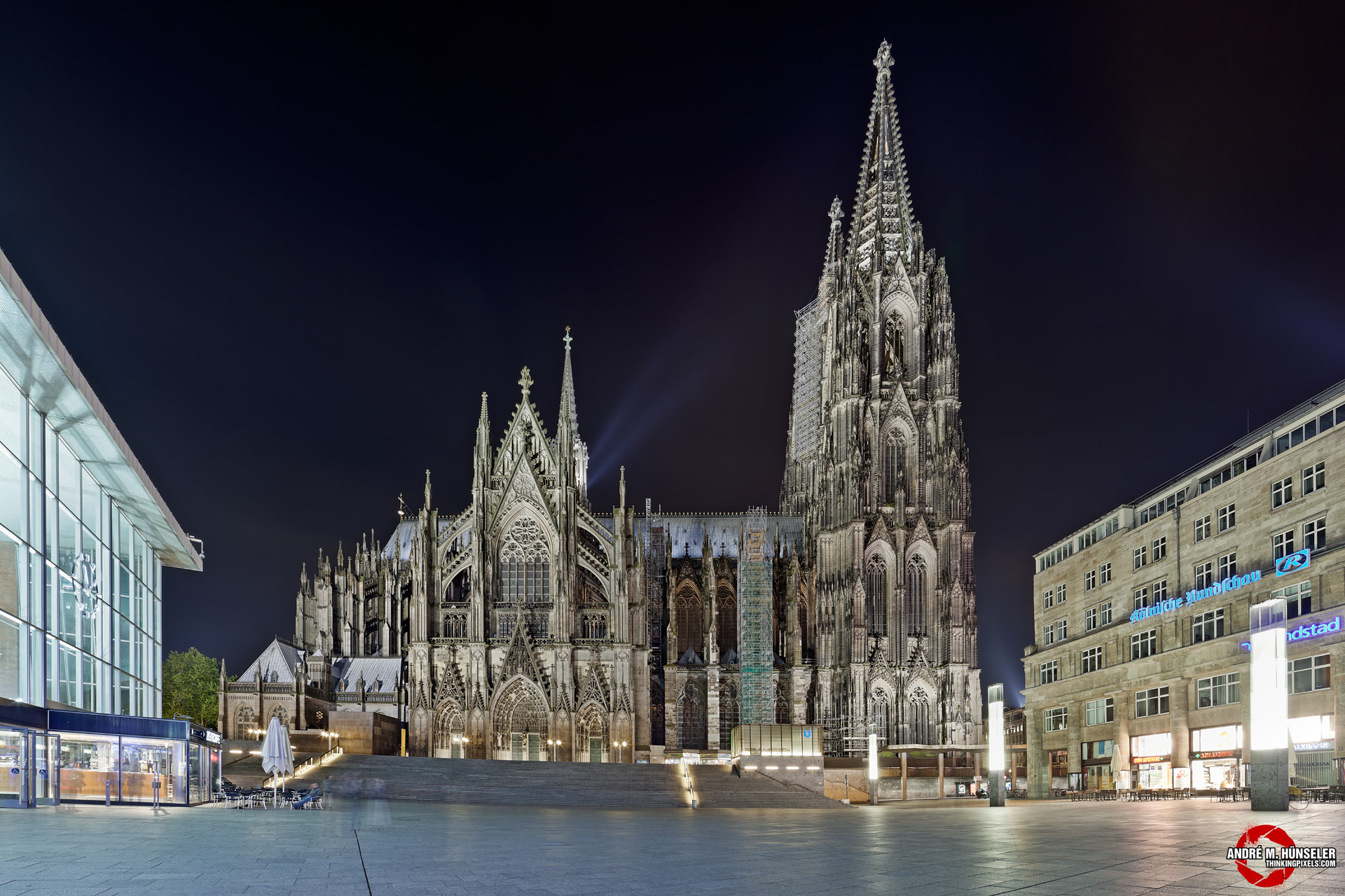 Kölner Dom Nordseite bei Nacht
