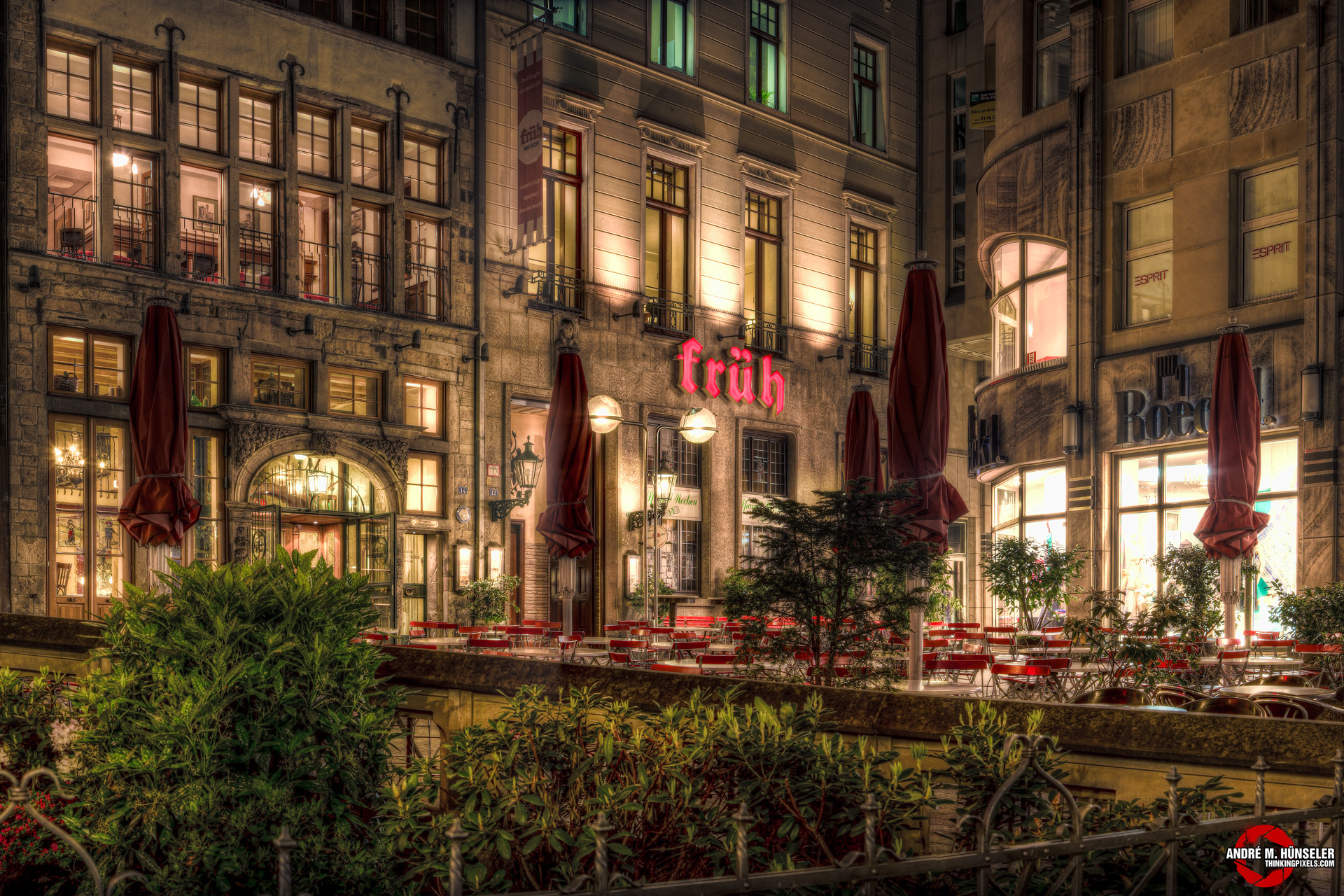 Früh Brauhaus bei Nacht